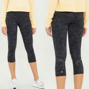 SWEATY BETTY Zero Gravity Crop Running Tight